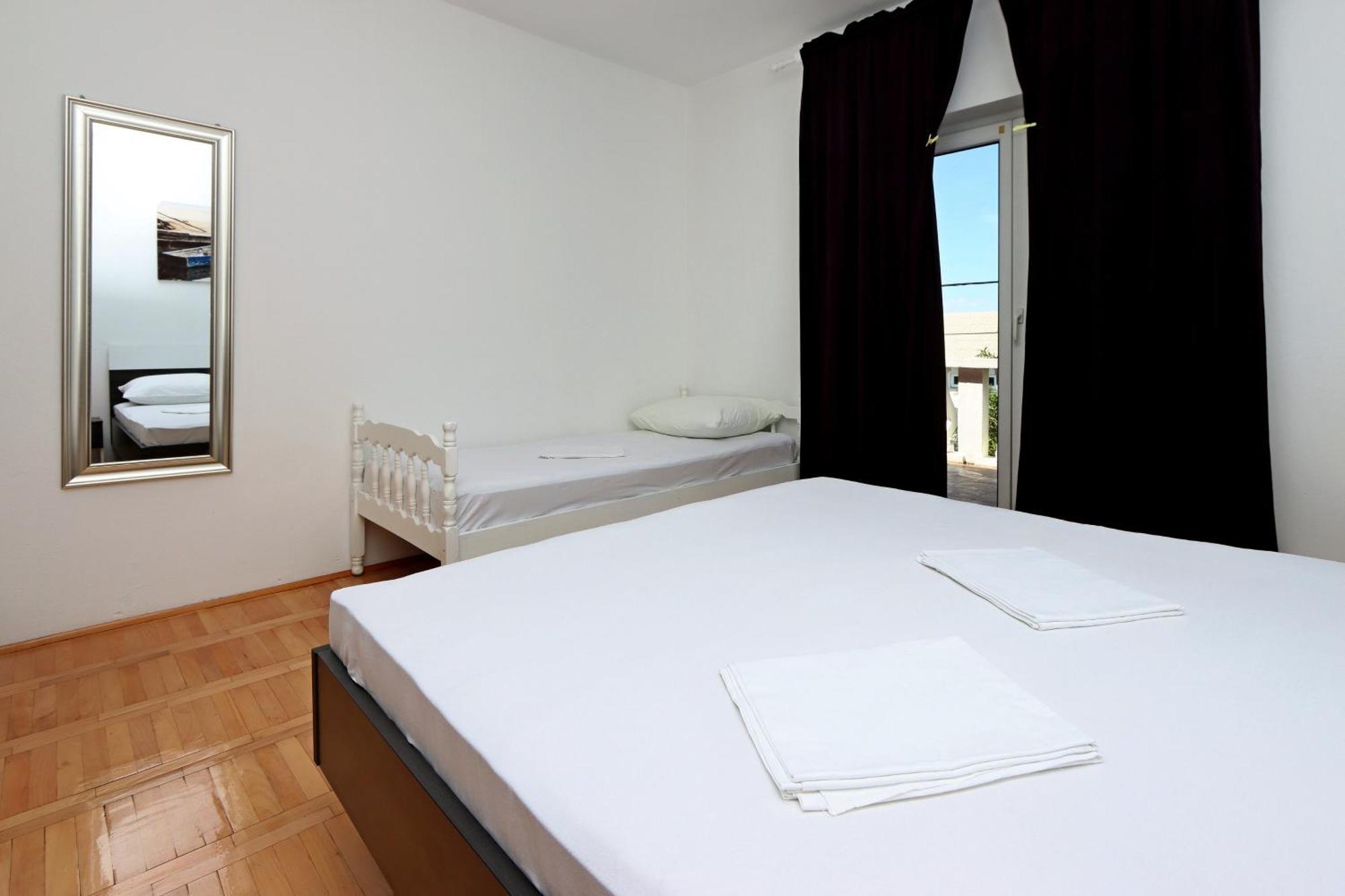 Apartments With A Parking Space Senj - 5571 Camera foto
